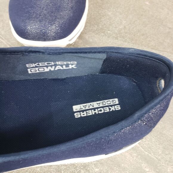 Skechers Go Walk Shoes Womens 11 M Blue Classic Basic Fun Slip-Ons Sneakers - Picture 8 of 12